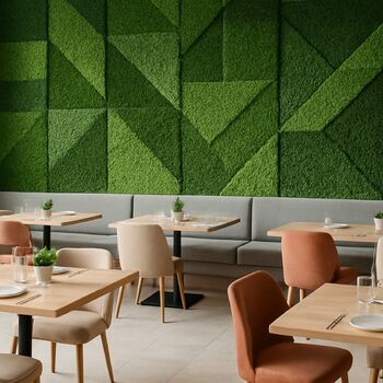 Imagen de una cafetería que representa cómo hacer un jardín vertical artificial de la mano de Turfgrass.