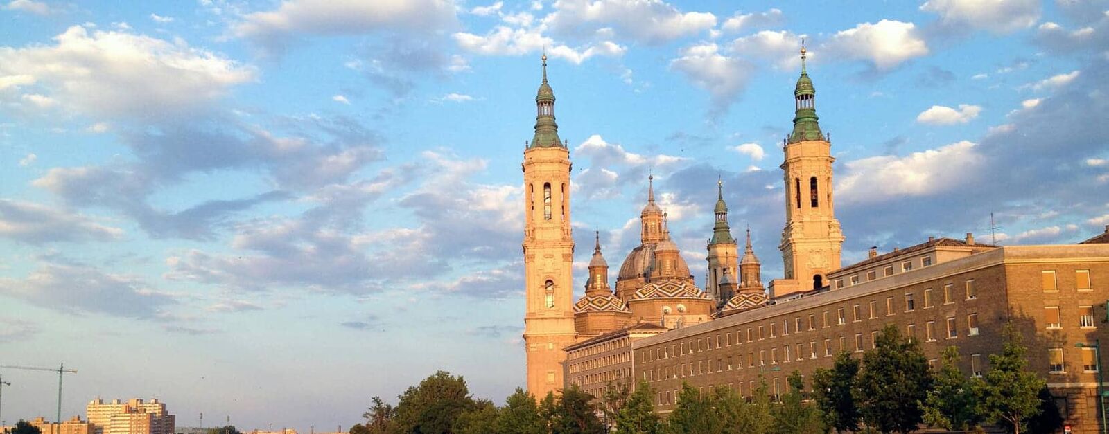 Venta e instalación de césped artificial en Zaragoza.