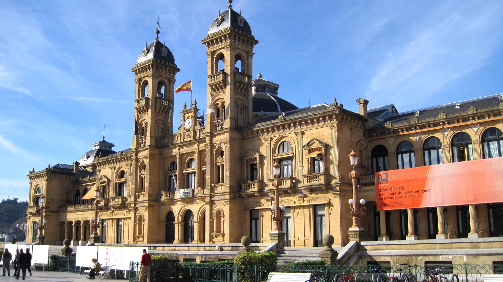 Venta y distribución de césped artificial en Guipuzcoa (San Sebastián)
