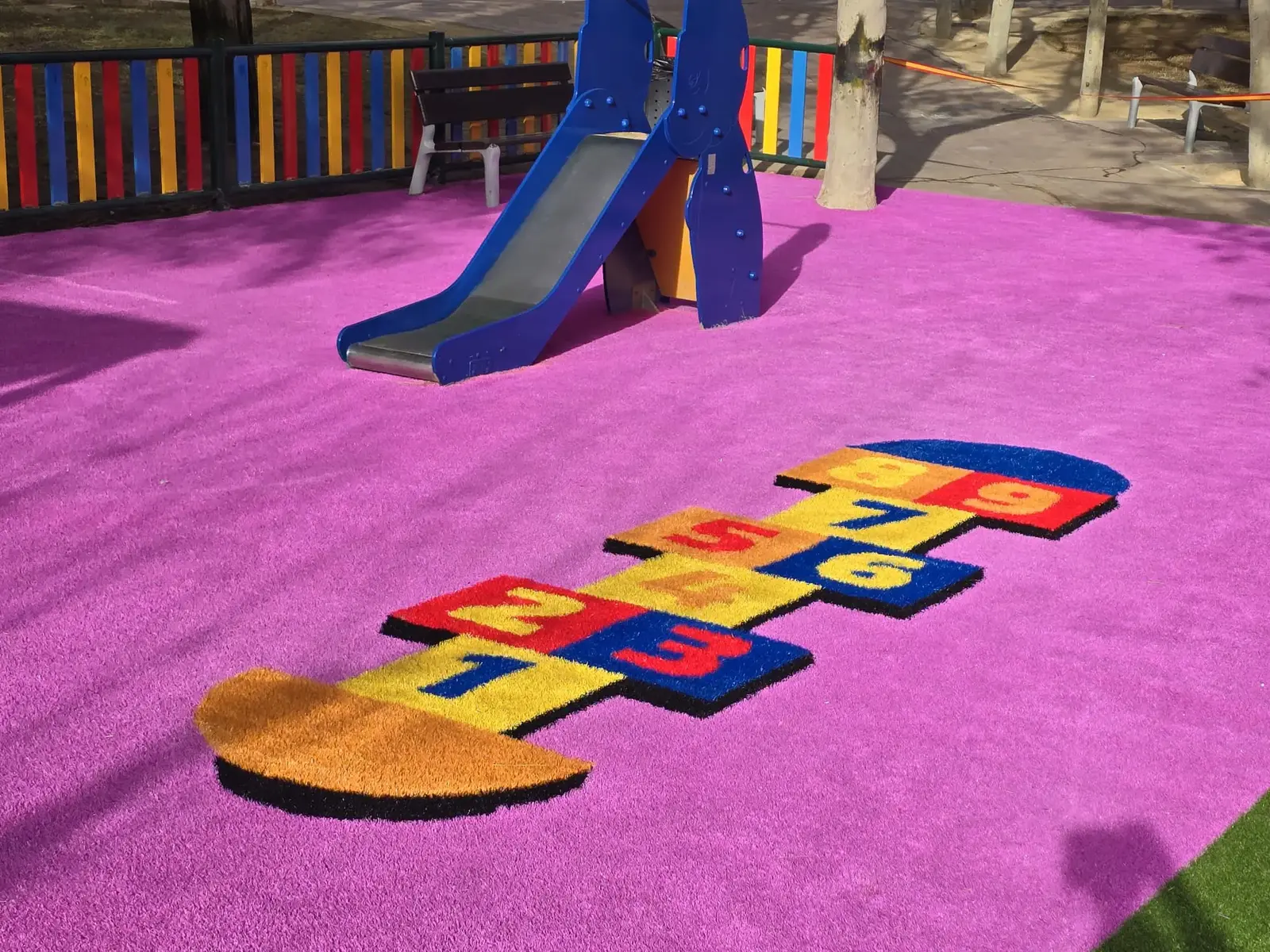 Image of a section with Turfplay artificial turf for playgrounds by Turfgrass.